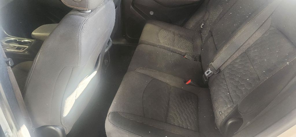 2019 Chevrolet Equinox Image 14