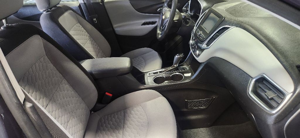2018 Chevrolet Equinox Image 11