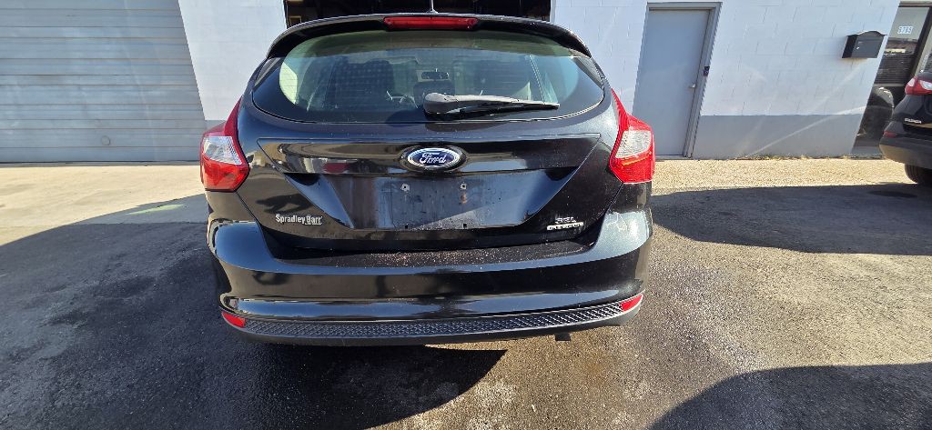 2012 Ford Focus Image 6