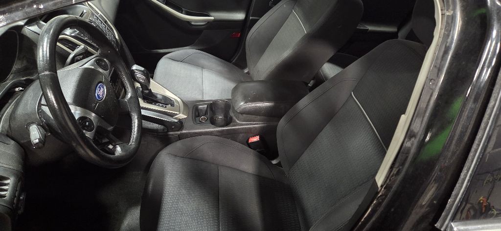 2012 Ford Focus Image 10