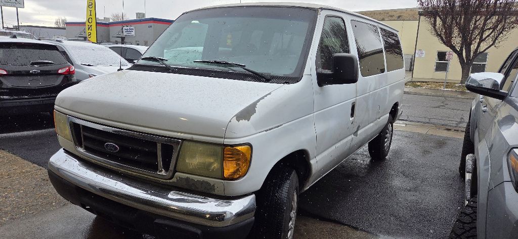2006 Ford Econoline Image 12