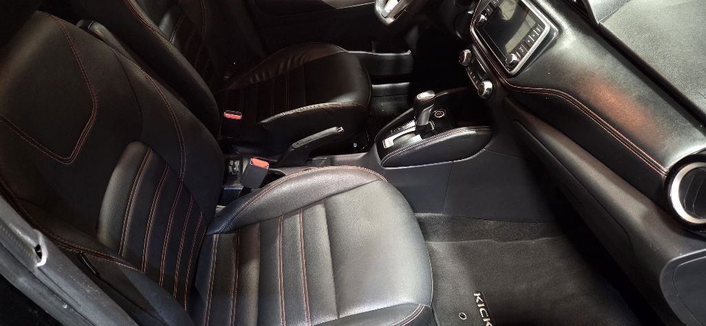 2020 Nissan Kicks Image 11