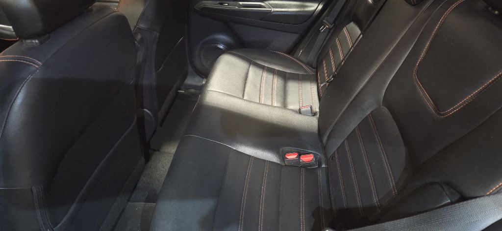 2020 Nissan Kicks Image 13