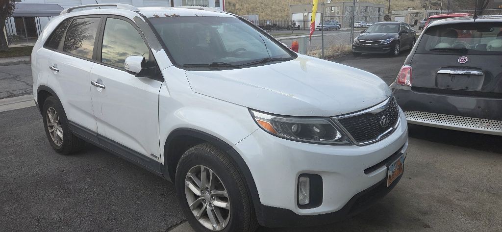 2015 Kia Sorento Image 2