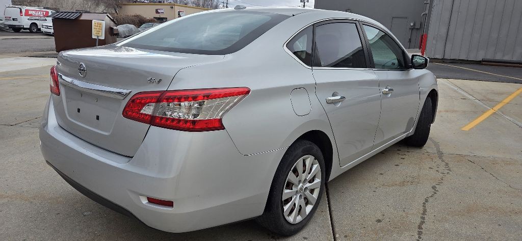 2015 Nissan Sentra Image 4
