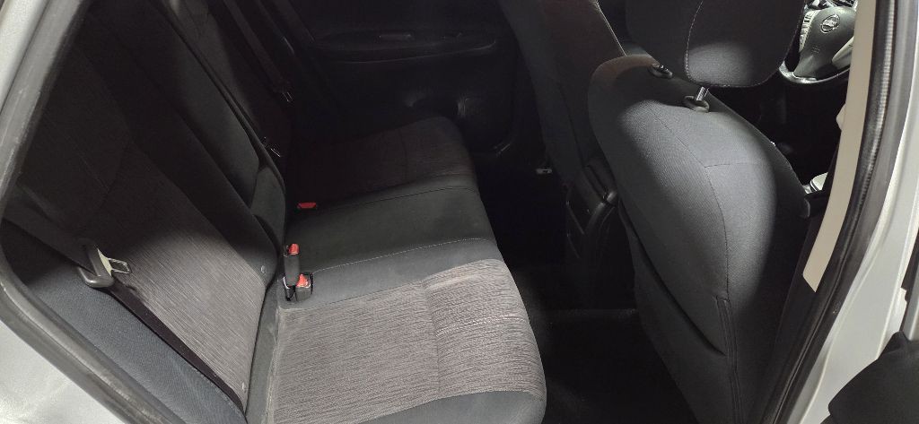 2015 Nissan Sentra Image 14