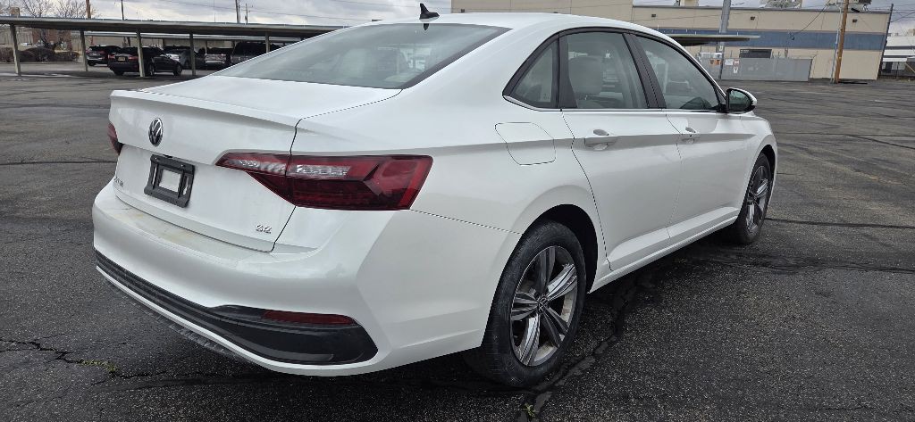 2024 Volkswagen Jetta Image 8