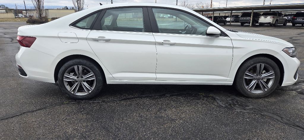 2024 Volkswagen Jetta Image 11