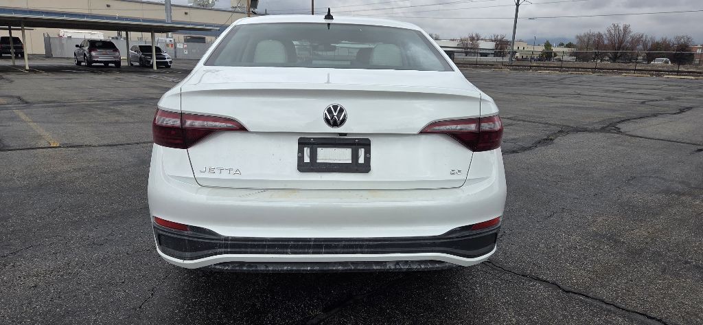 2024 Volkswagen Jetta Image 13