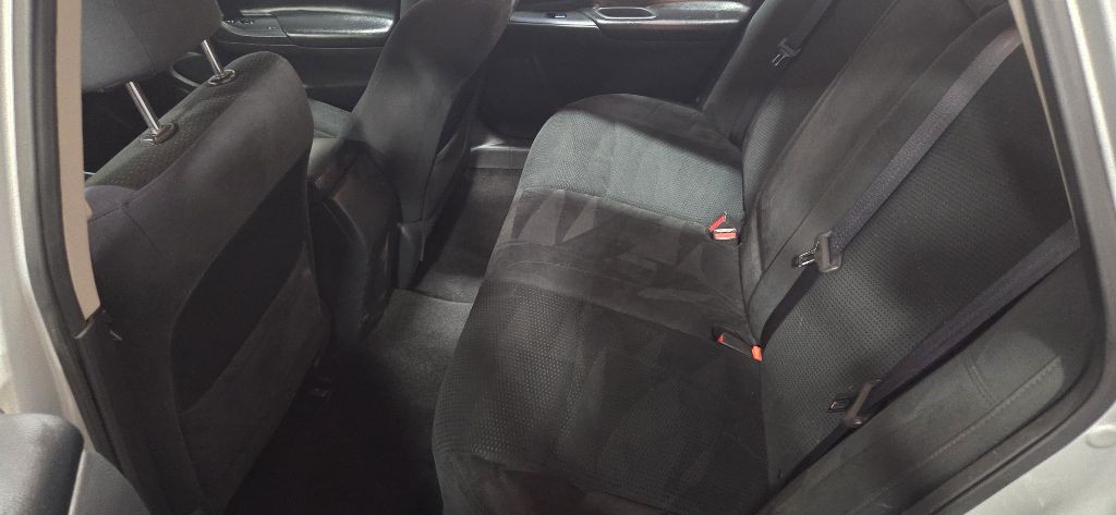 2015 Nissan Altima Image 14