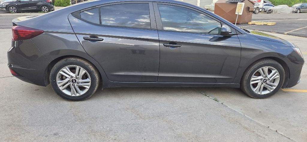 2020 Hyundai Elantra Image 8