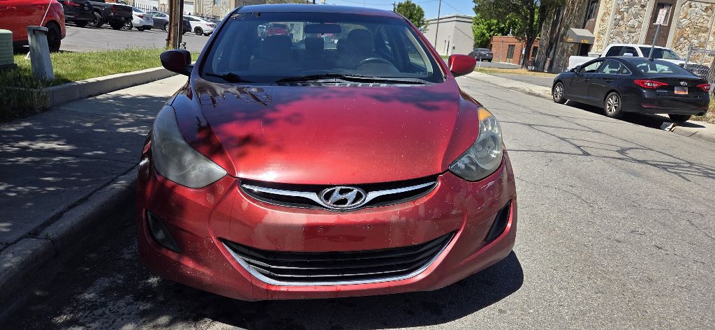 2013 Hyundai Elantra Image 5