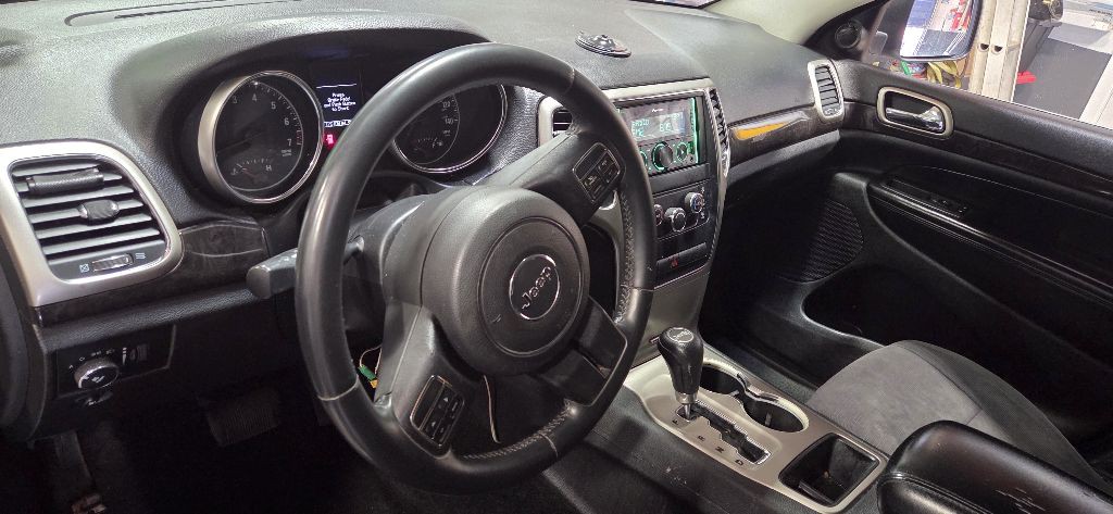 2013 Jeep Grand Cherokee Image 11
