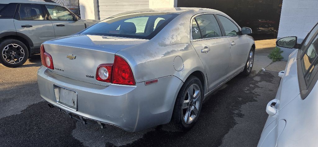 2010 Chevrolet Malibu Image 4