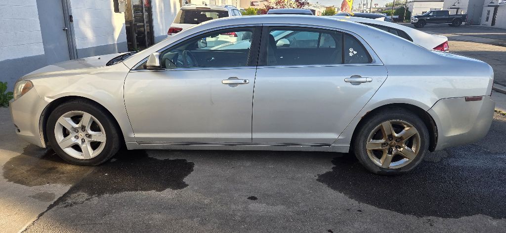 2010 Chevrolet Malibu Image 7