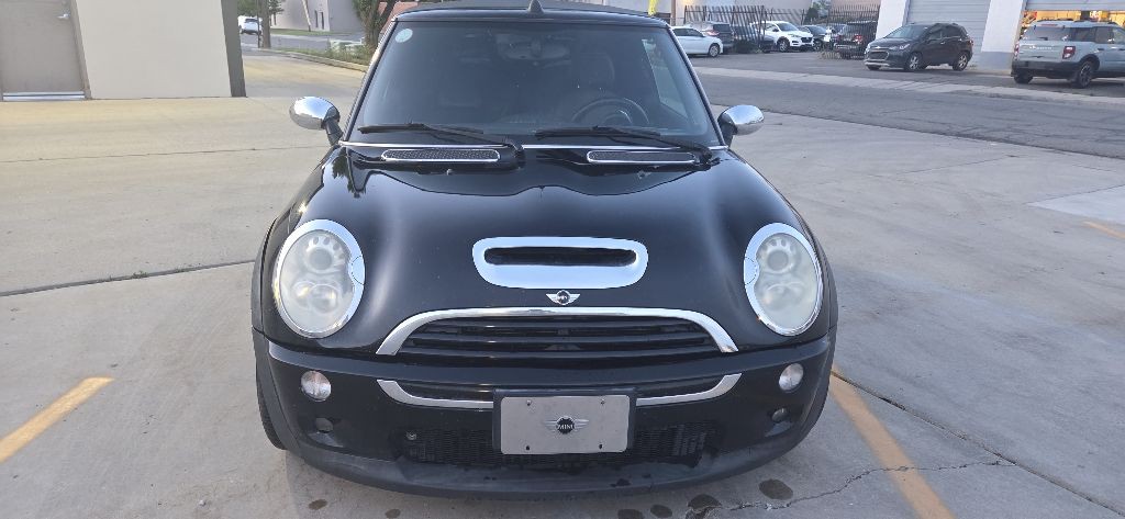 2005 MINI Cooper Image 2