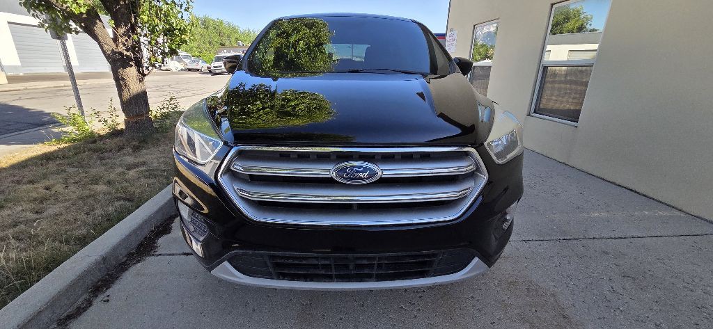 2017 Ford Escape Image 3