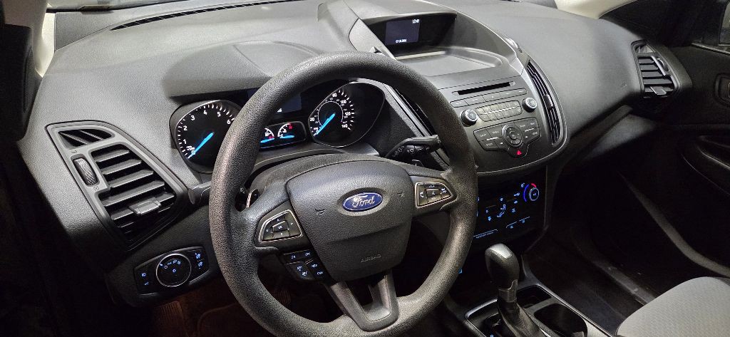 2017 Ford Escape Image 9