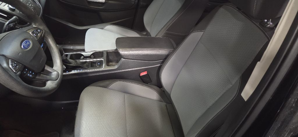 2017 Ford Escape Image 10