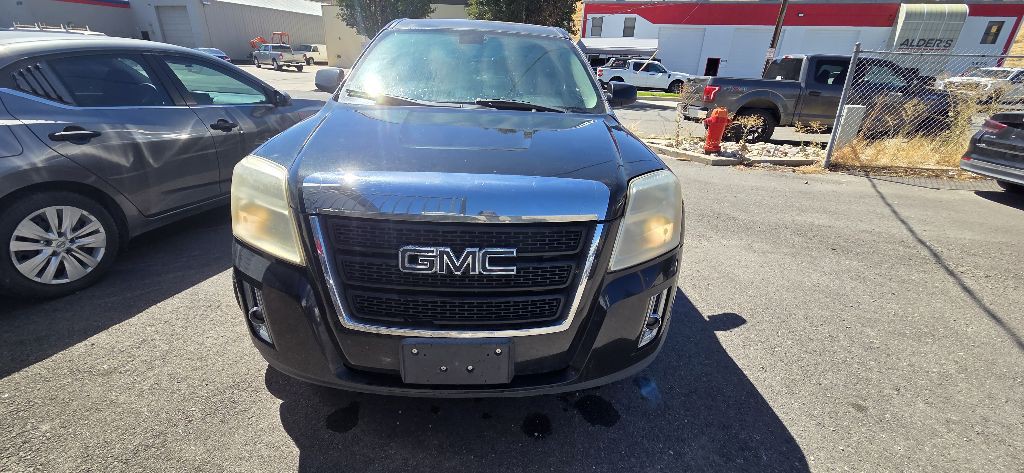 2010 GMC Terrain Image 1