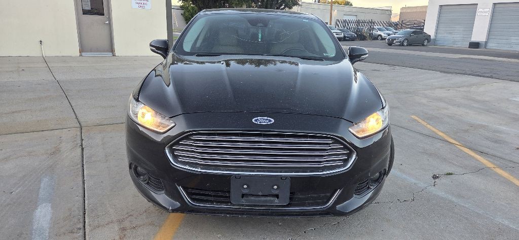 2016 Ford Fusion Image 5