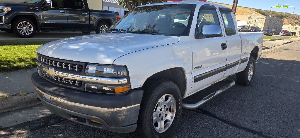 1999 Chevrolet Silverado 1500 Image 1