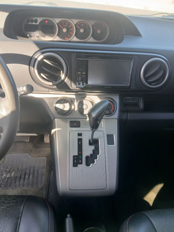 2008 Scion xB Image 16
