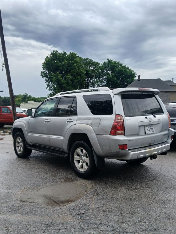 2004 Toyota 4Runner Image 5
