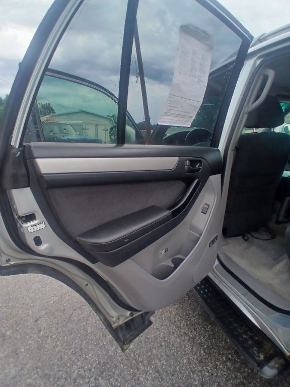 2004 Toyota 4Runner Image 8