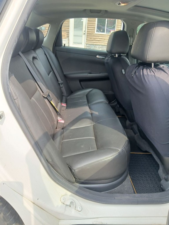 2006 Chevrolet Impala Image 13