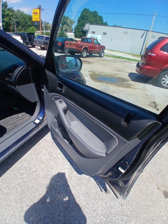 2005 Honda Civic Image 17