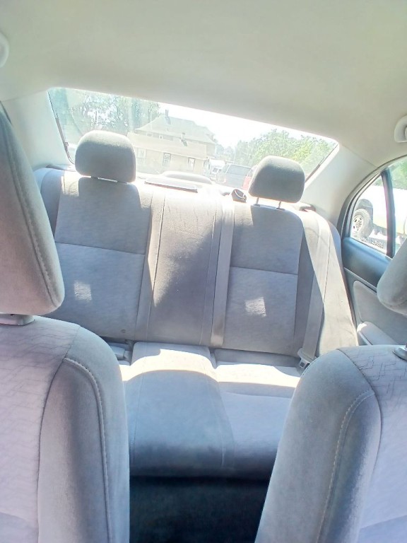 2005 Honda Civic Image 19