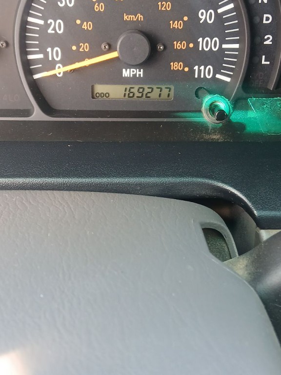2002 Toyota Tundra Image 9