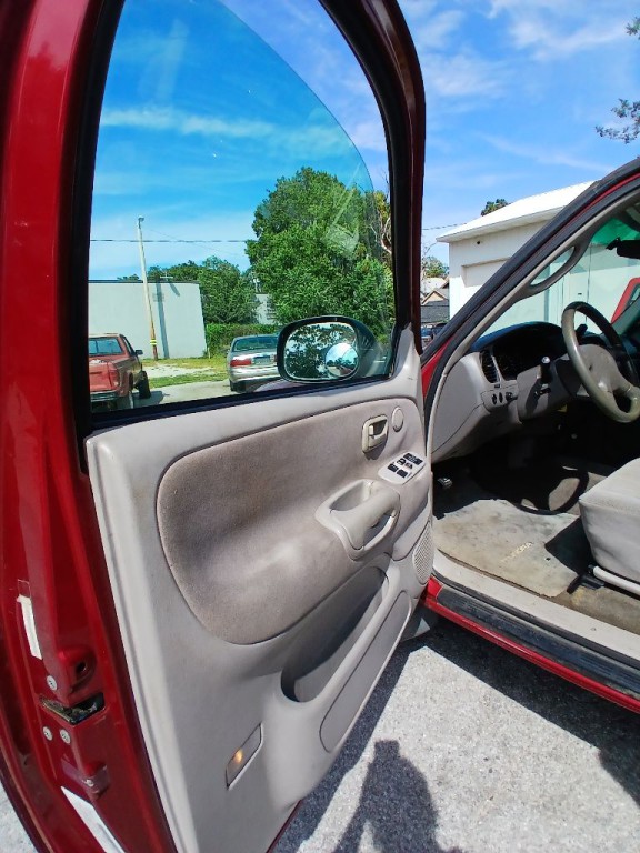 2002 Toyota Tundra Image 12