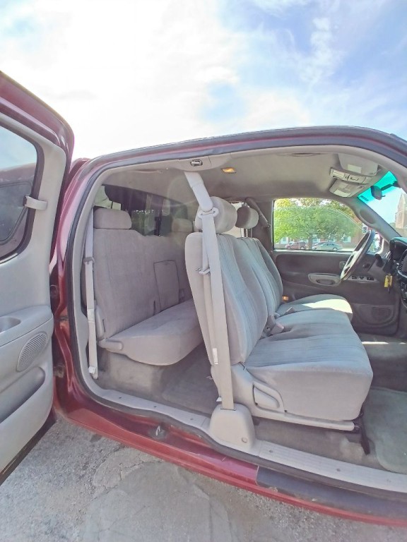 2002 Toyota Tundra Image 13