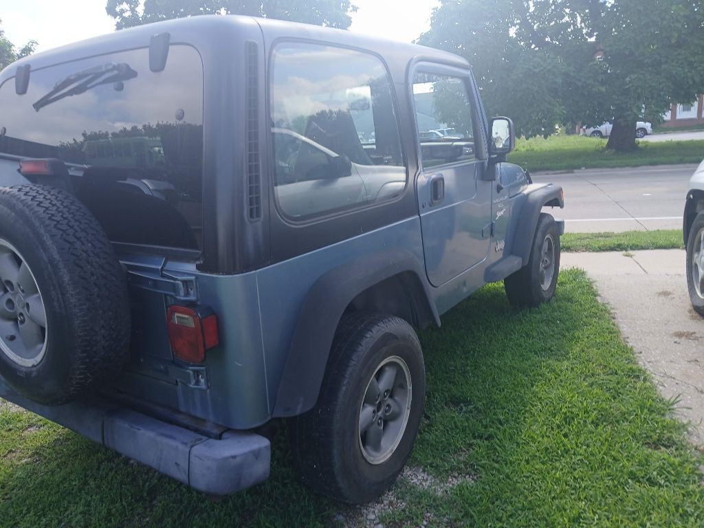 1997 Jeep Wrangler Image 10