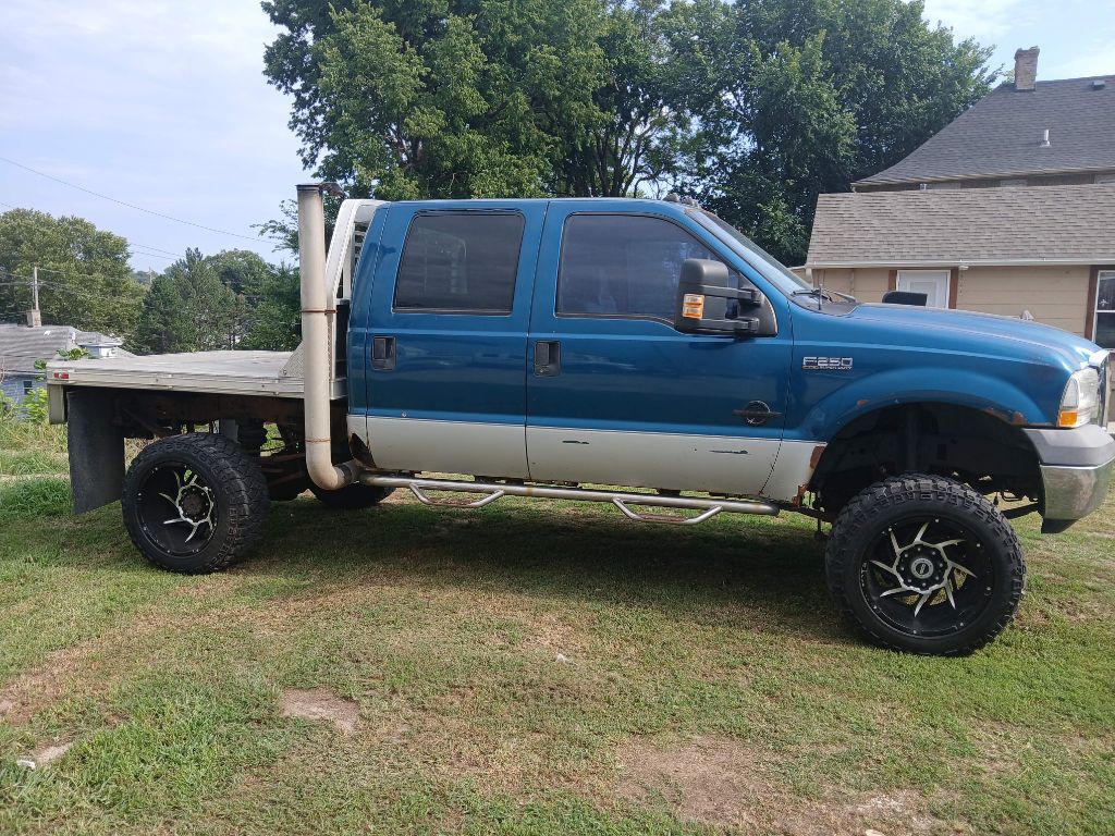 2002 Ford F-250 Image 2