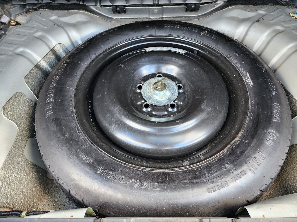 2004 Honda Element Image 22