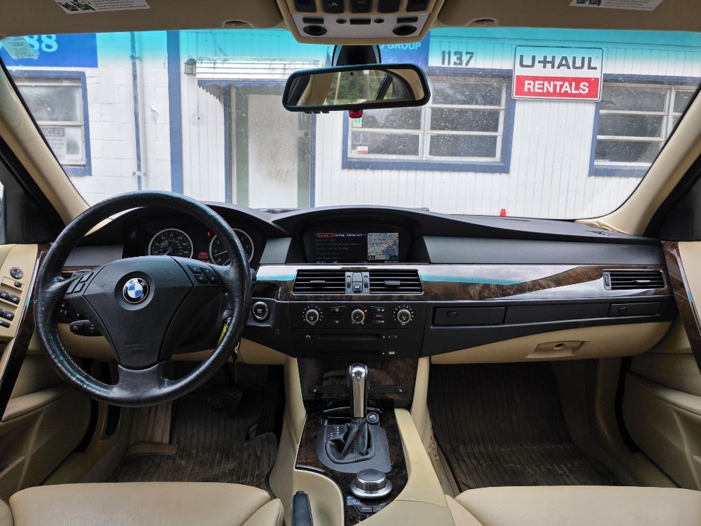 2006 BMW 5 Series Image 11