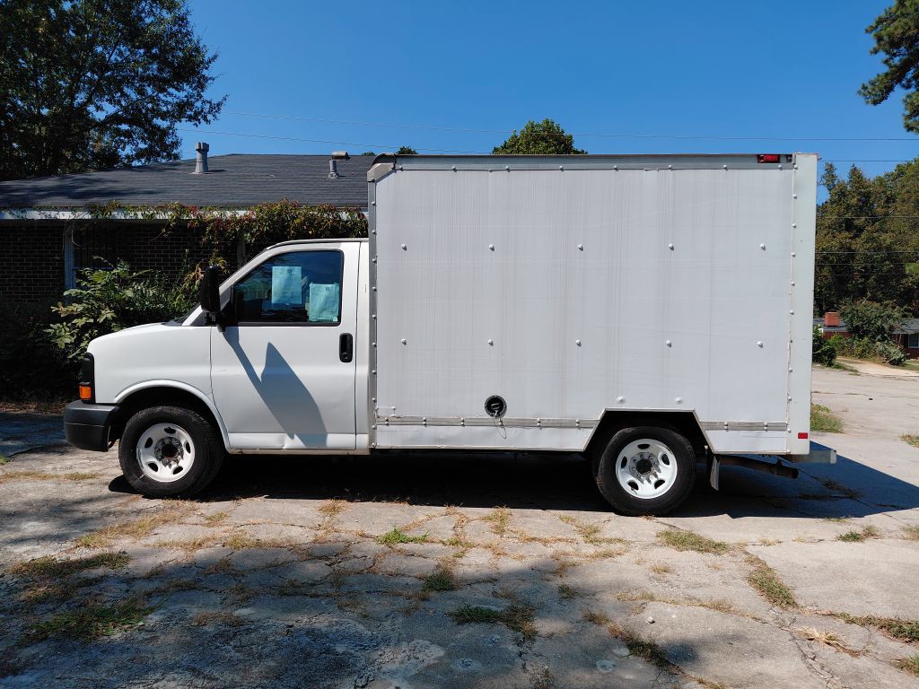 2012 GMC Savana Image 3