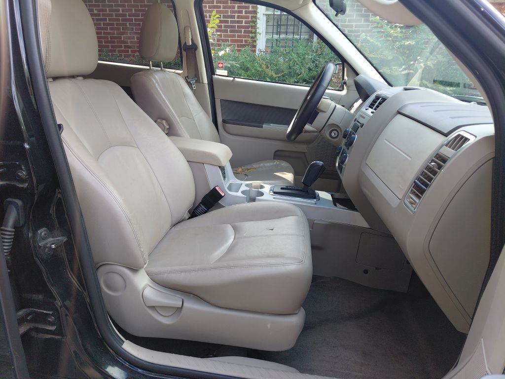 2009 Mercury Mariner Image 9