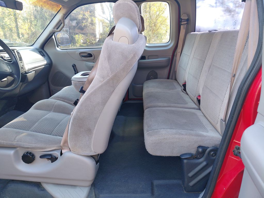 2002 Ford F-150 Image 10