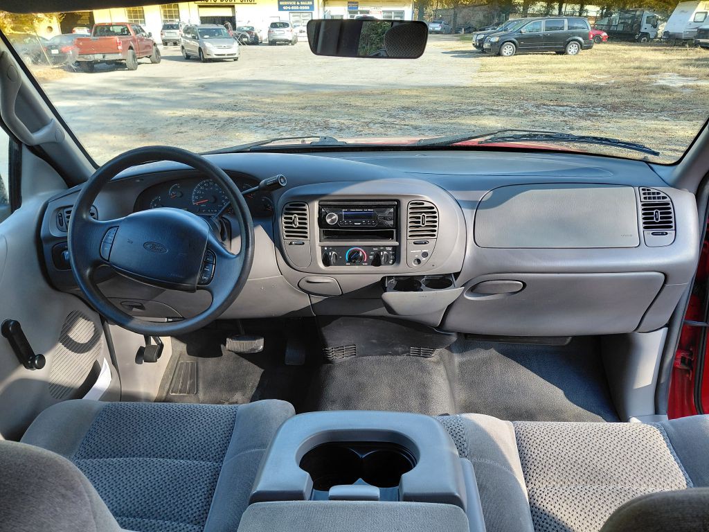 2002 Ford F-150 Image 12