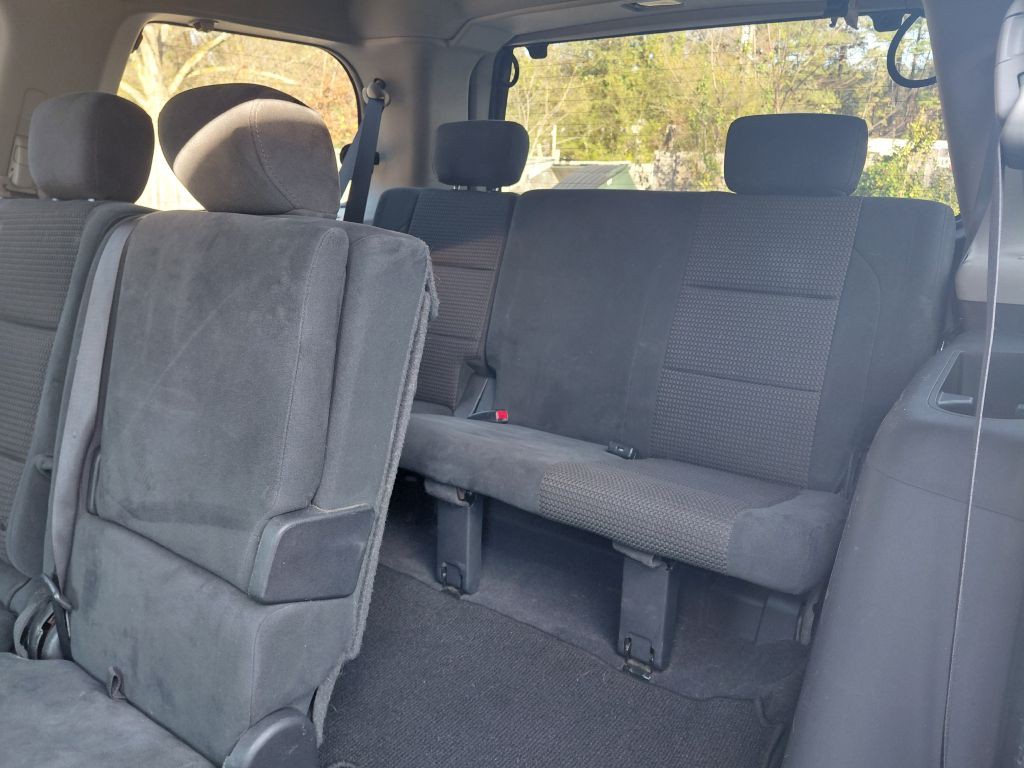 2011 Nissan Armada Image 11