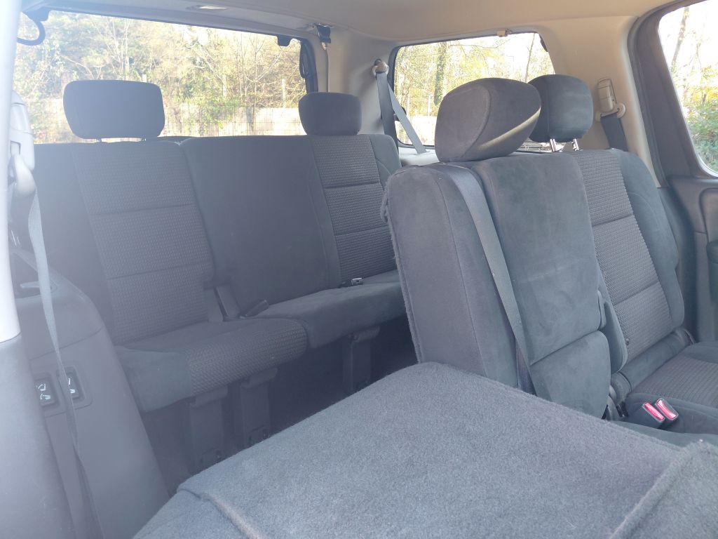 2011 Nissan Armada Image 12