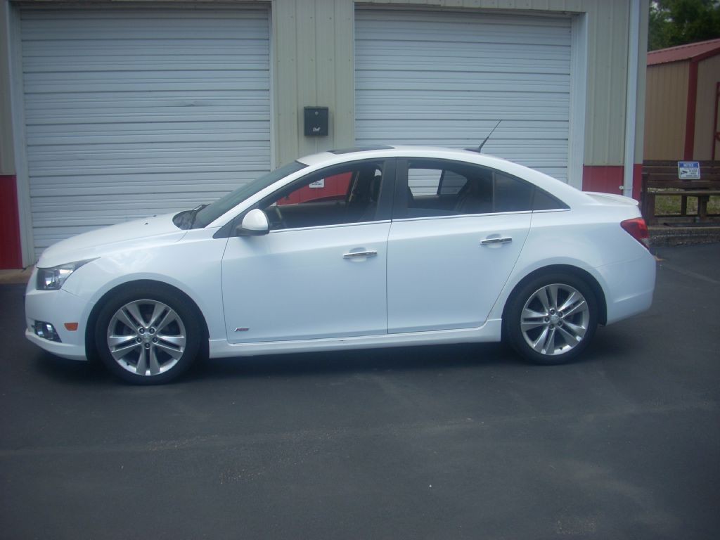 2014 Chevrolet Cruze Image 3