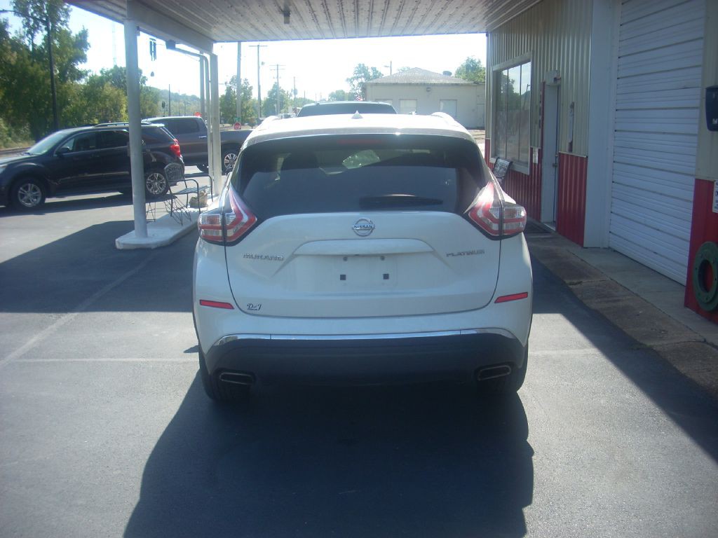 2016 Nissan Murano Image 2