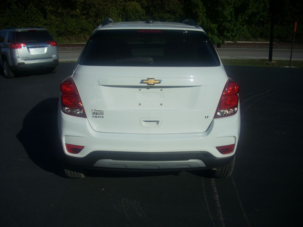 2018 Chevrolet Trax Image 2