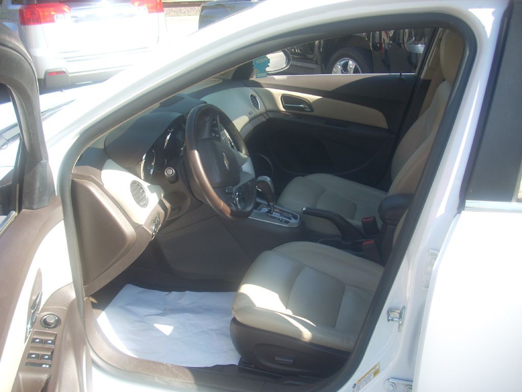 2015 Chevrolet Cruze Image 5