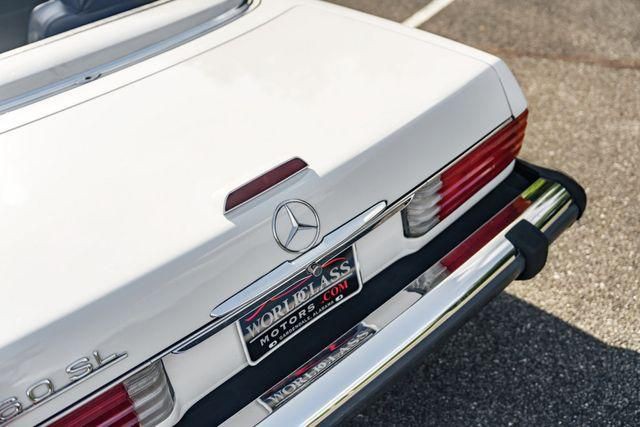 1988 Mercedes-Benz 560-Class Image 39